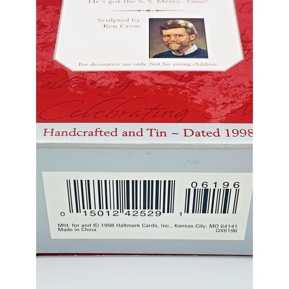 Hallmark 1998 Cruising Into Christmas Handcrafted Tin Keepsake Ornament‎ MIB